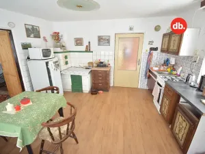 Prodej rodinného domu, Toužim, Farní, 200 m2
