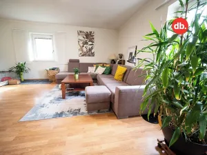 Prodej rodinného domu, Karlovy Vary, Vančurova, 260 m2