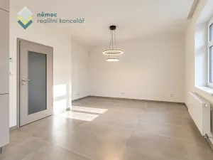 Pronájem bytu 3+kk, Praha - Strašnice, V úžlabině, 77 m2
