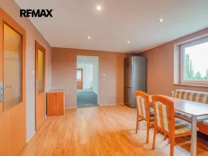 Prodej rodinného domu, Pernarec, 220 m2