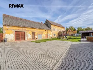 Prodej rodinného domu, Pernarec, 220 m2
