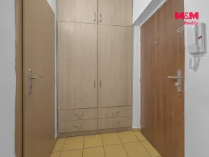 Pronájem bytu 1+kk, Hradec Králové - Slezské Předměstí, Gagarinova, 31 m2