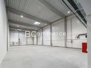 Pronájem skladu, Kuřim, 571 m2
