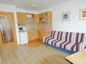 Pronájem bytu 1+kk, Praha - Šeberov, Musilova, 22 m2