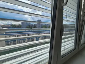 Pronájem kanceláře, Praha - Dejvice, Velflíkova, 20 m2