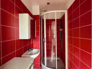 Pronájem bytu 2+kk, Karlovy Vary, Spojovací, 70 m2