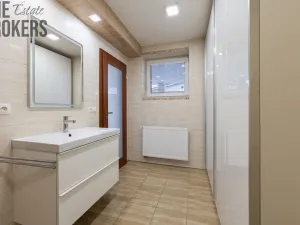 Prodej bytu 2+kk, Praha - Sedlec, Při hranici, 64 m2