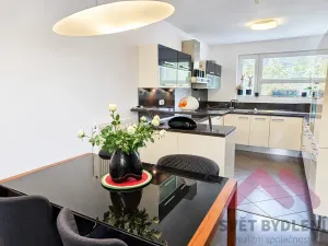 Prodej rodinného domu, Praha - Újezd nad Lesy, Lutínská, 187 m2