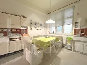 Prodej bytu 5+1, Jeseník, Masarykovo nám., 164 m2