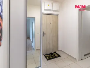 Pronájem bytu 2+kk, Praha - Hloubětín, Waltariho, 49 m2