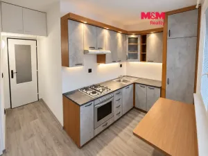 Pronájem bytu 2+1, Hradec Králové - Nový Hradec Králové, Brožíkova, 60 m2
