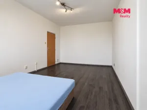 Pronájem bytu 1+1, Hradec Králové - Třebeš, třída Edvarda Beneše, 42 m2