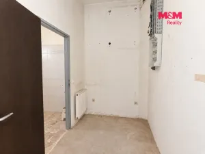 Pronájem obchodního prostoru, Jesenice, Budějovická, 52 m2