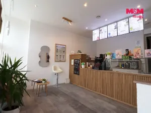 Pronájem obchodního prostoru, Karlovy Vary, Varšavská, 65 m2