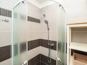 Pronájem bytu 1+kk, Praha - Žižkov, Fibichova, 32 m2