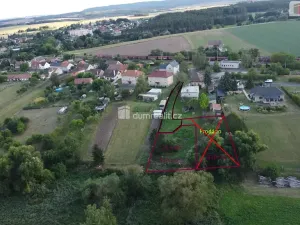 Prodej pozemku pro bydlení, Vroutek, Nádražní, 810 m2