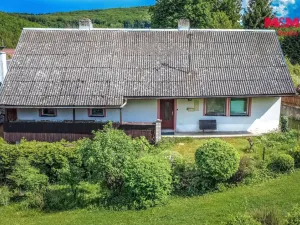 Prodej rodinného domu, Bouzov - Blažov, 160 m2