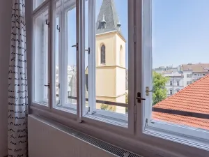 Pronájem bytu 2+kk, Praha - Nové Město, Novomlýnská, 57 m2