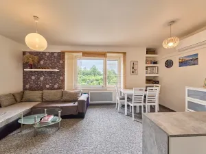 Prodej bytu 4+kk, Trutnov, Letní, 59 m2