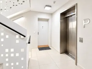 Pronájem bytu 3+kk, Praha - Smíchov, Kobrova, 173 m2