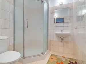 Dražba ubytování, Všechovice, 2500 m2