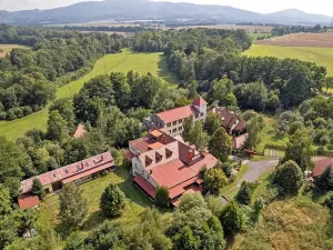 Dražba ubytování, Všechovice, 2500 m2