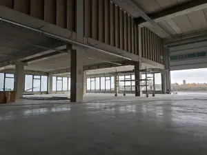 Pronájem výrobních prostor, Praha - Horní Počernice, K Bílému vrchu, 5500 m2