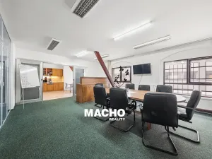 Pronájem kanceláře, Králův Dvůr, Tovární, 370 m2