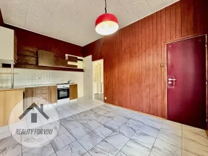 Prodej bytu 3+1, Praha - Libeň, náměstí Dr. Václava Holého, 102 m2