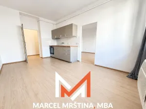 Pronájem bytu 2+kk, Náchod, Žižkova, 43 m2