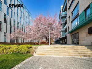 Pronájem bytu 2+kk, Praha - Karlín, Rohanské nábřeží, 73 m2