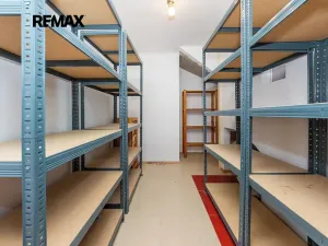 Prodej rodinného domu, Praha - Řeporyje, Havlůjové, 300 m2