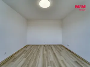 Pronájem bytu 1+1, Sušice, V Drahelinkách, 37 m2