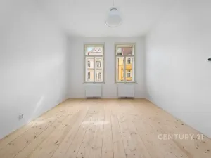 Pronájem bytu 1+kk, Praha - Nusle, Sezimova, 31 m2