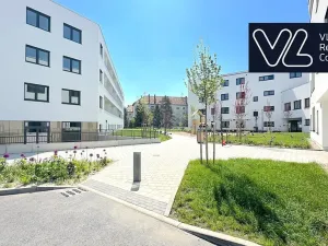 Pronájem garážového stání, Šlapanice, 15 m2