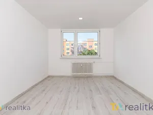 Prodej bytu 3+1, Orlová, Masarykova třída, 74 m2