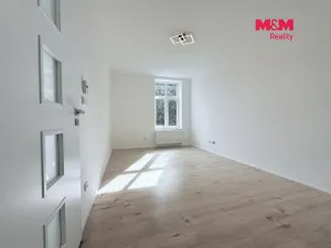 Pronájem bytu 1+kk, Jablonec nad Nisou, Růžová, 26 m2