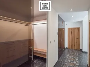 Prodej bytu 4+kk, Karlovy Vary, Šumavská, 171 m2
