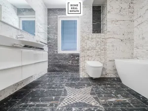 Prodej bytu 4+kk, Karlovy Vary, Šumavská, 171 m2