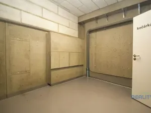 Prodej bytu 2+kk, Praha - Modřany, Kolmanova, 54 m2