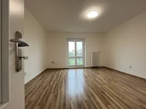 Pronájem bytu 2+1, Třinec, Jablunkovská, 61 m2