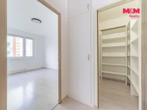 Prodej bytu 2+1, Karlovy Vary, Úvalská, 63 m2