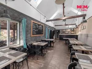 Prodej restaurace, Dolní Břežany, Mezi Křižovatkami, 128 m2