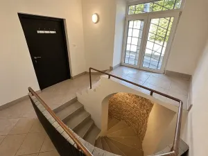 Pronájem komerční nemovitosti, Praha - Smíchov, Radlická, 76 m2