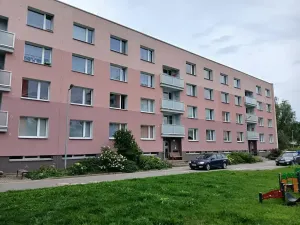 Prodej bytu 3+1, Hostinné, Horní brána, 70 m2