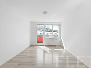 Pronájem bytu 2+kk, Praha - Vysočany, Podkovářská, 48 m2