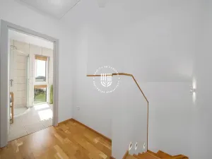 Prodej rodinného domu, Tursko, 120 m2