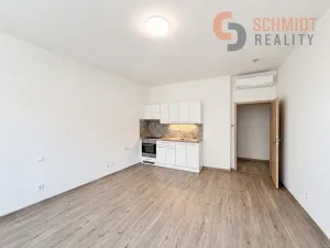 Pronájem bytu 1+kk, Hodonín, Štefánikova, 35 m2