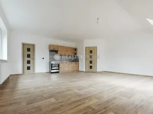 Pronájem bytu 3+kk, Milejovice, 100 m2