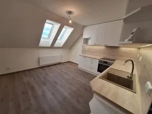 Pronájem bytu 3+kk, Kolín, Vrchlického, 64 m2